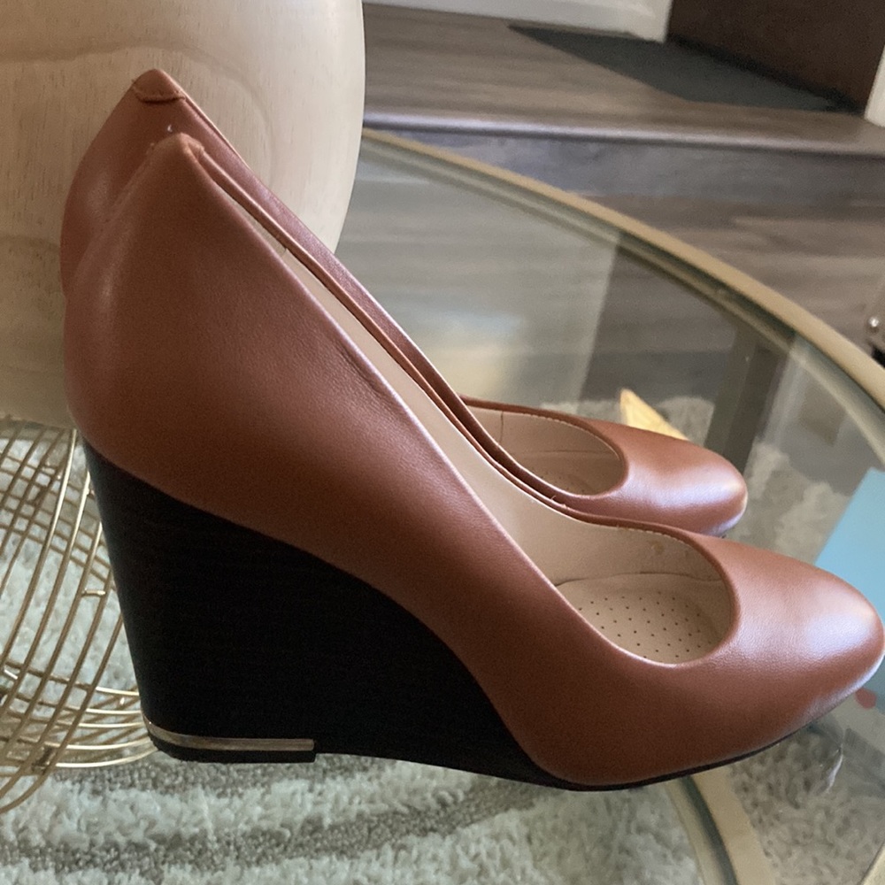 Heels. Wedges. - Picture 2 of 11